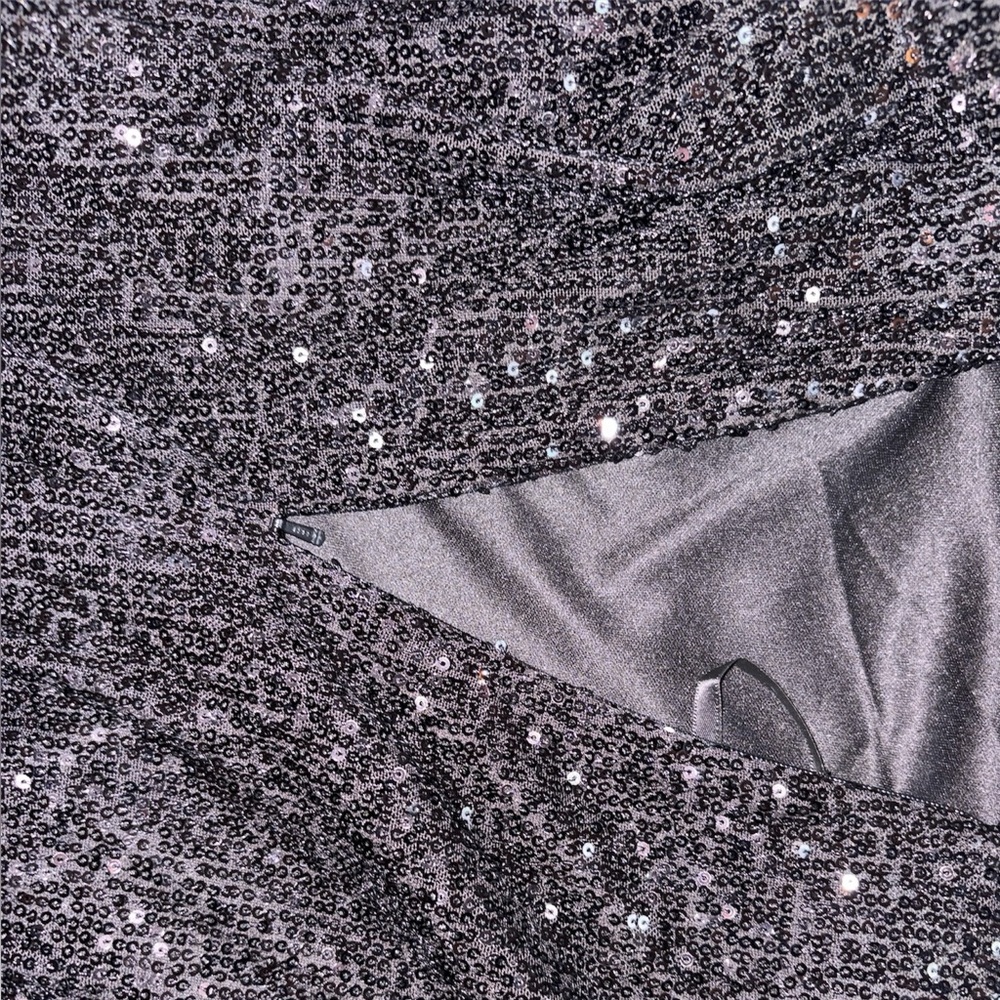 Mac Duggal Cutout Waist Sequin Sleeveless Open Back Long Dress Black Size 2 NWT - Picture 12 of 15